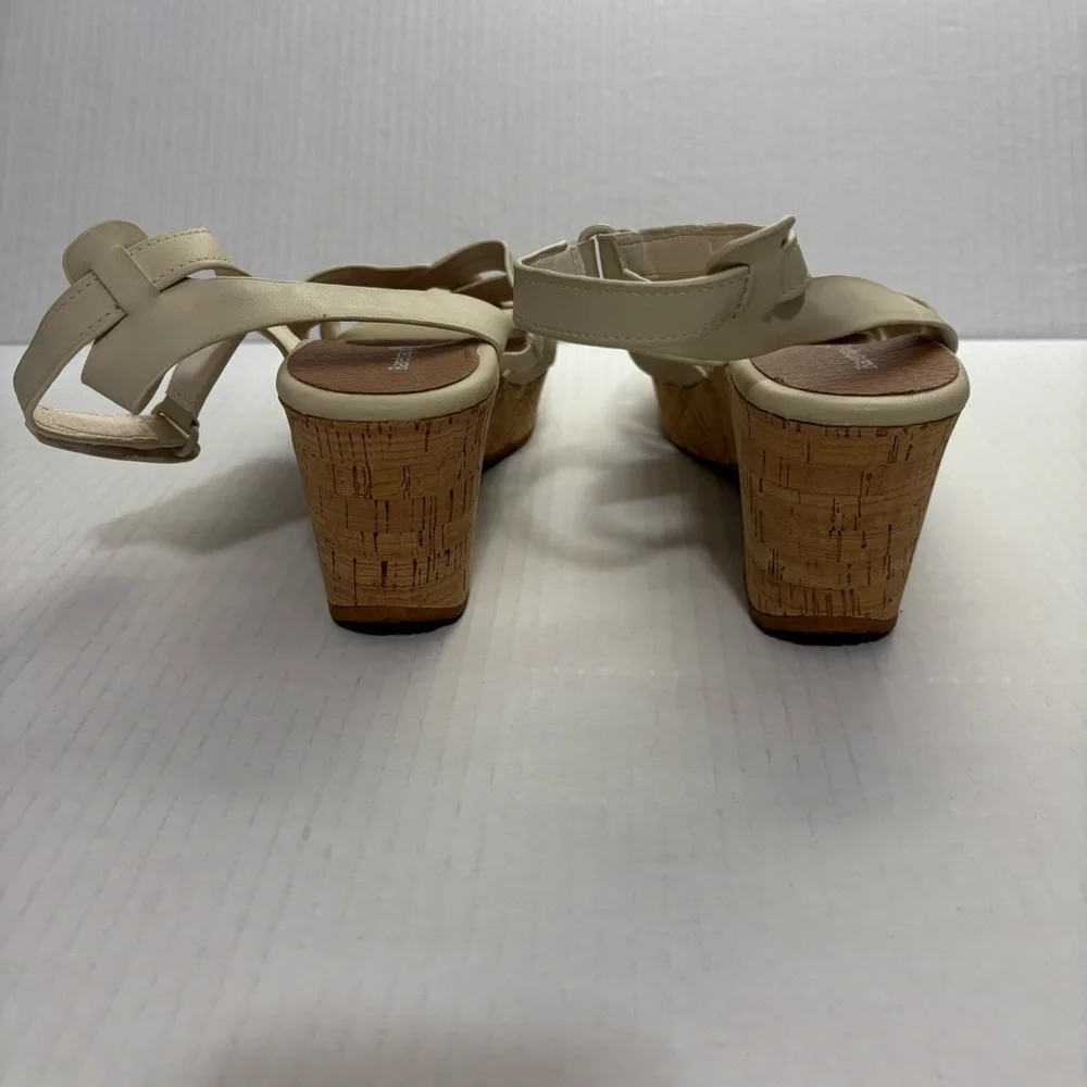 BareTraps‎ Bonita Wedge Sandal